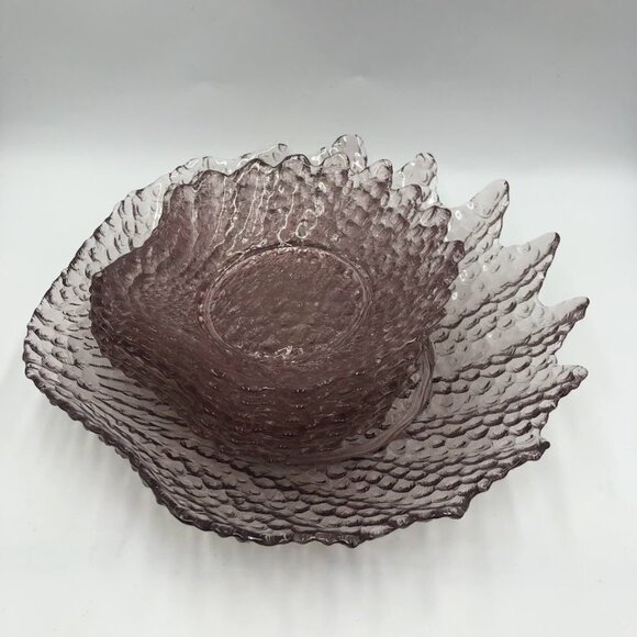 Pink Shell Shaped Appetizer Snack Bowls Set of 7 Scallop Edges 1 Big 6 Small - Picture 3 of 16